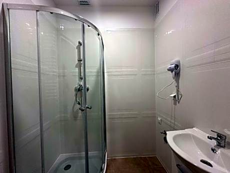 Double Room with Shared Bathroom
