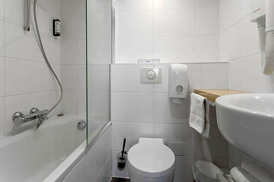 Kyriad Deauville - St Arnoult