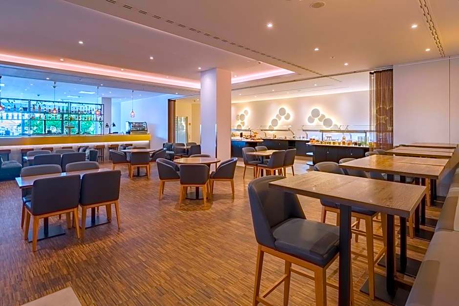 Spark by Hilton Wuppertal City Centre