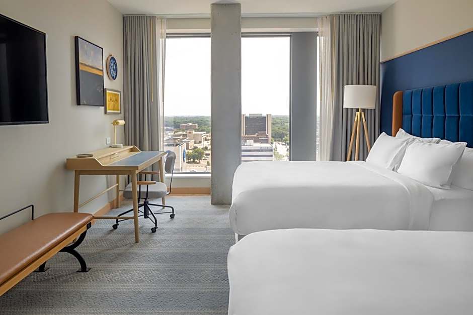 Jasper Hotel