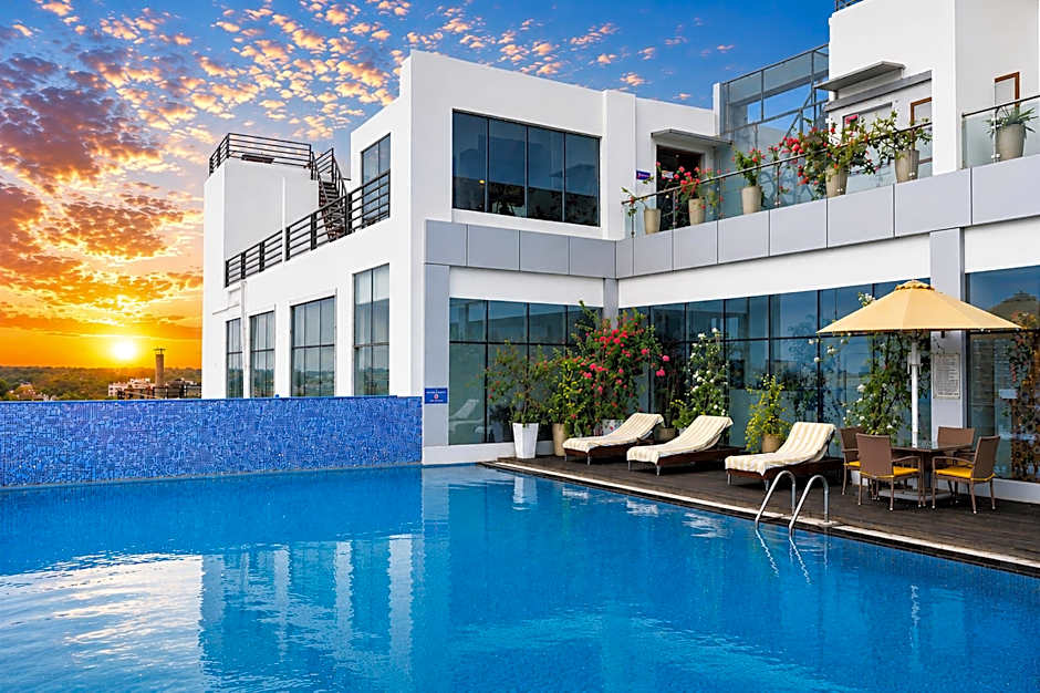 Golden Tulip Lucknow