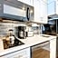 Be Our Guest! 1 Bedroom Condo Near Disney Parks!