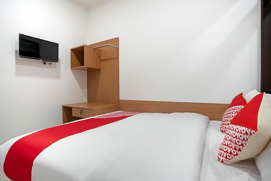 OYO 3209 Hegarbudhi Residence