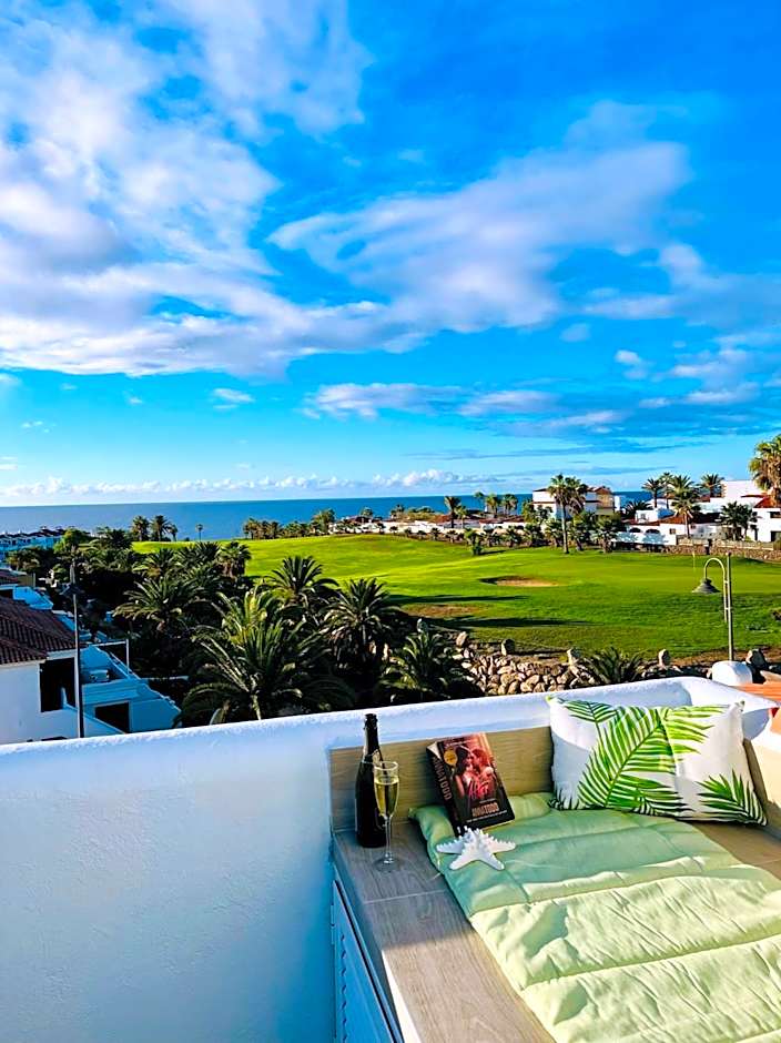 Fantastic sea and golf course view house with 3 bedrooms