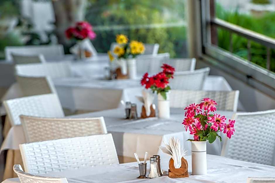 Porto Skala Hotel Village