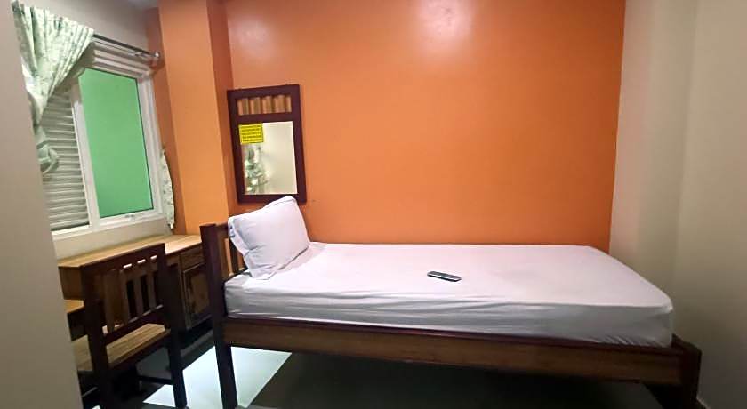 OYO 90583 Balqies Homestay Syariah