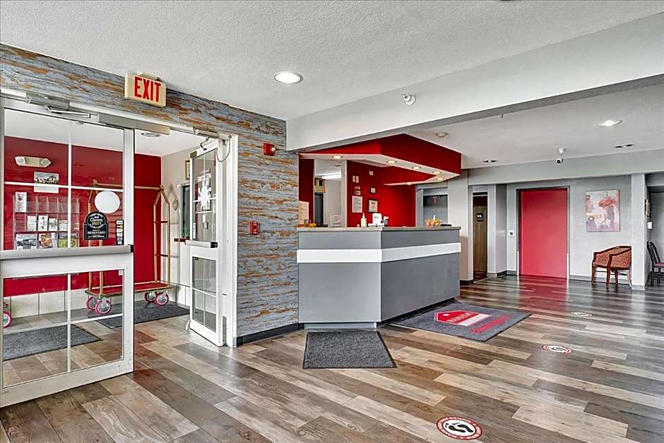 Ramada Limited Bloomington