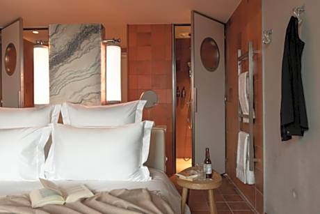 Double Standard Room