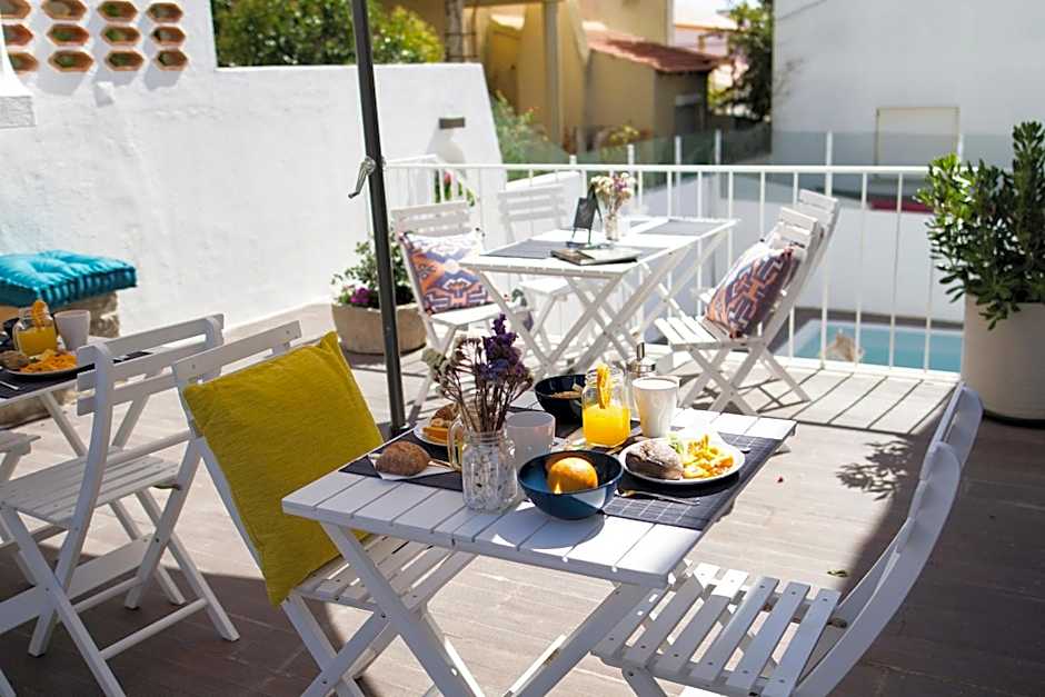 Art 4 You Cascais Suites