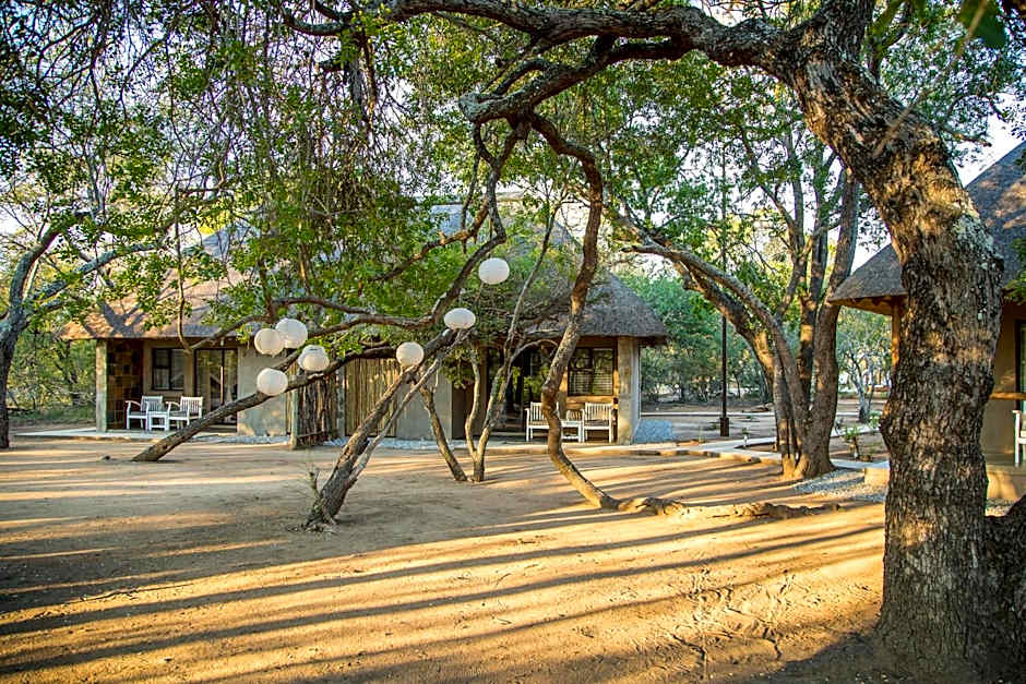 Bushbaby River Lodge