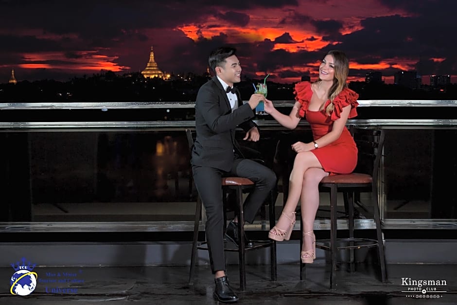 Esperado Lake View Hotel