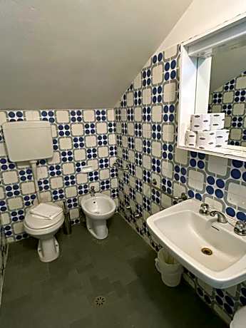 Economy Quadruple Room
