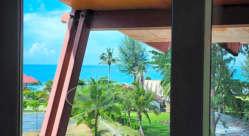 Lanta Mermaid Boutique House Hotel