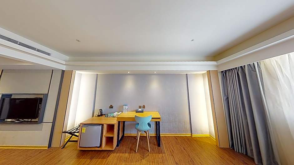 Fish Hotel Kaohsiung