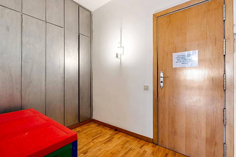 Stylish 4br City View Apt Near Sagrada Familia