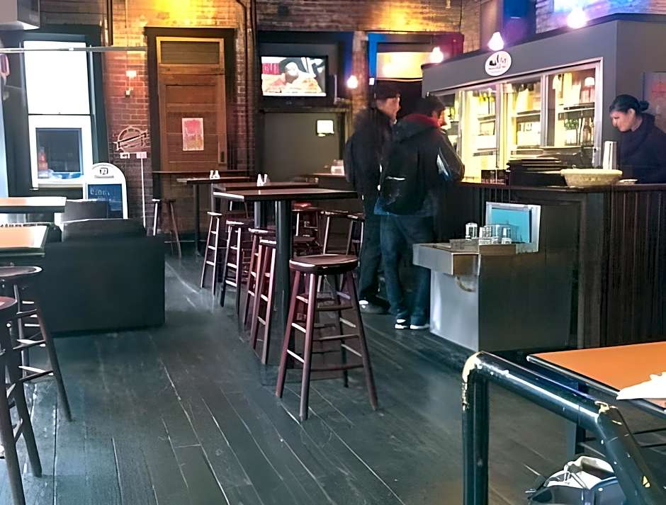 The Cambie Hostel Seymour