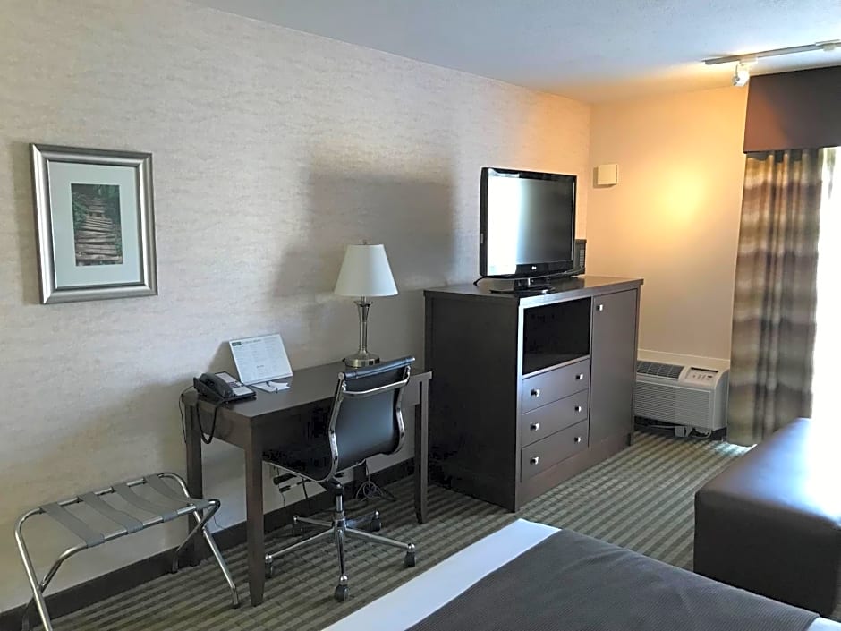 Powell River Town Centre Hotel