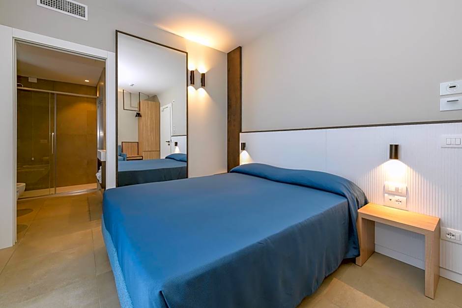 Petit Hotel