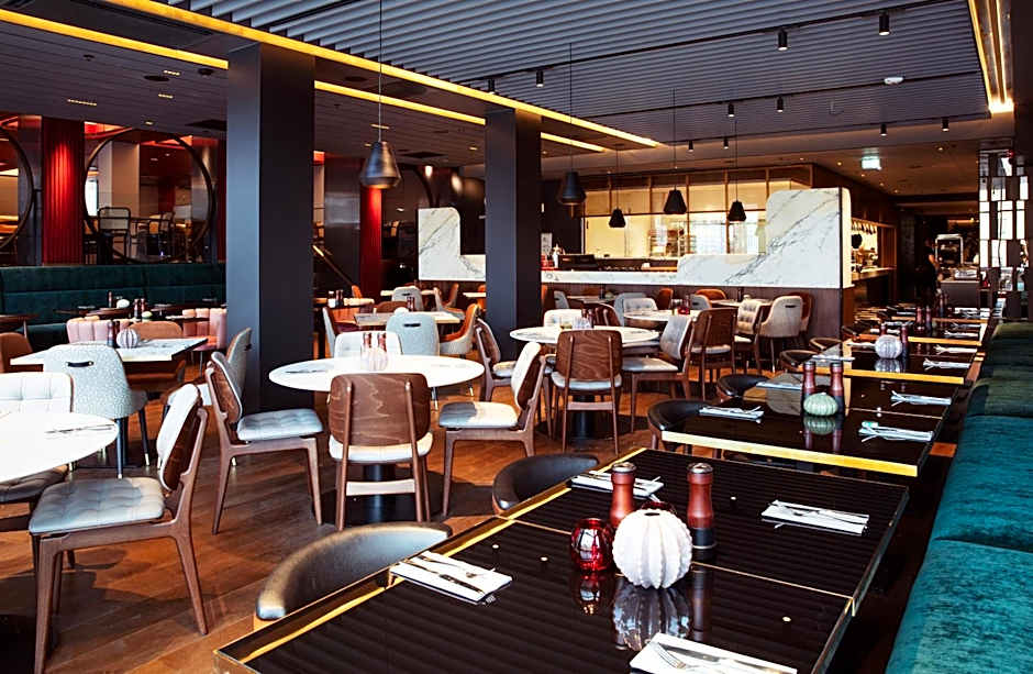 Clarion Hotel The Hub