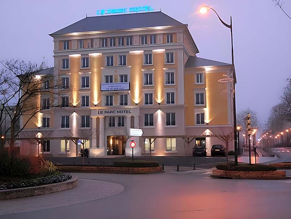Plessis Parc Hotel