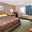 Super 8 by Wyndham St. Charles