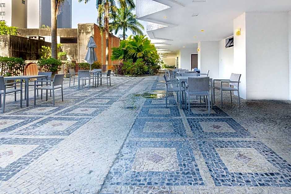 Perto da praia c/ Piscina!