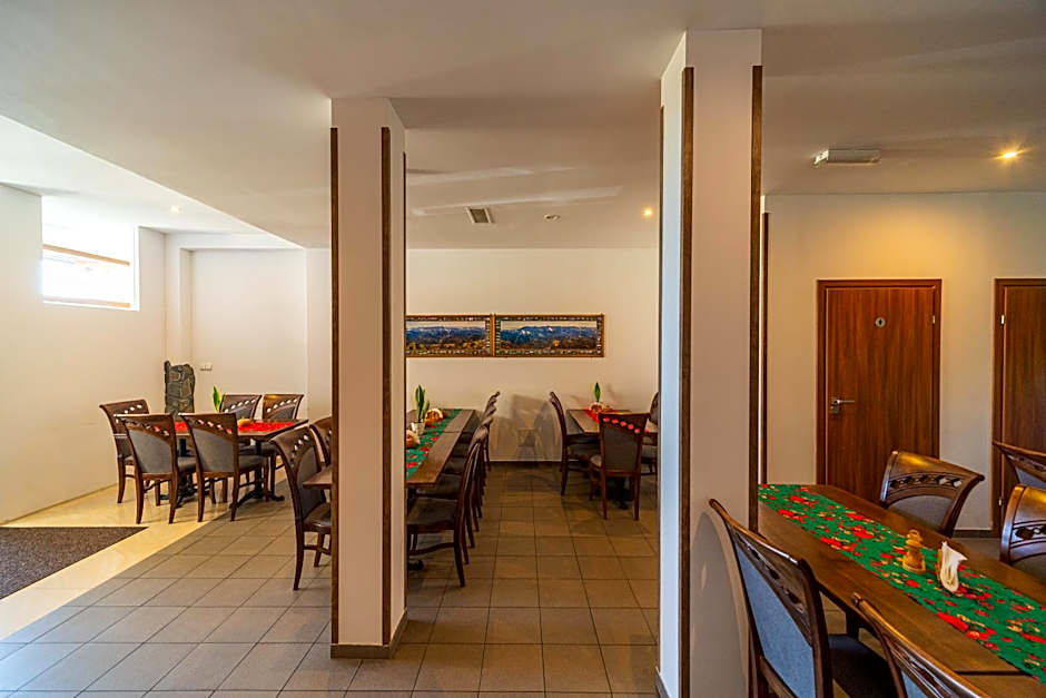 Apartamenty i Pokoje w Willi na Ubocy