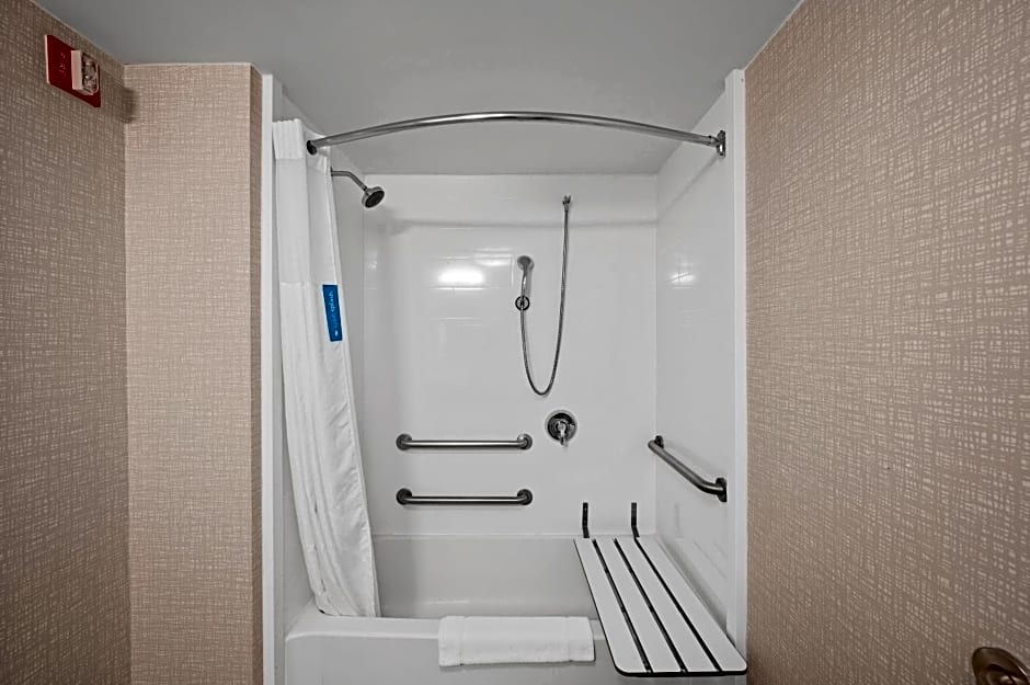 Hampton Inn By Hilton Cleveland/Westlake