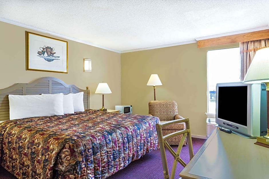 Days Inn by Wyndham Slidell