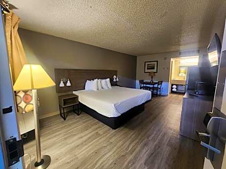 King Room - Non-Smoking