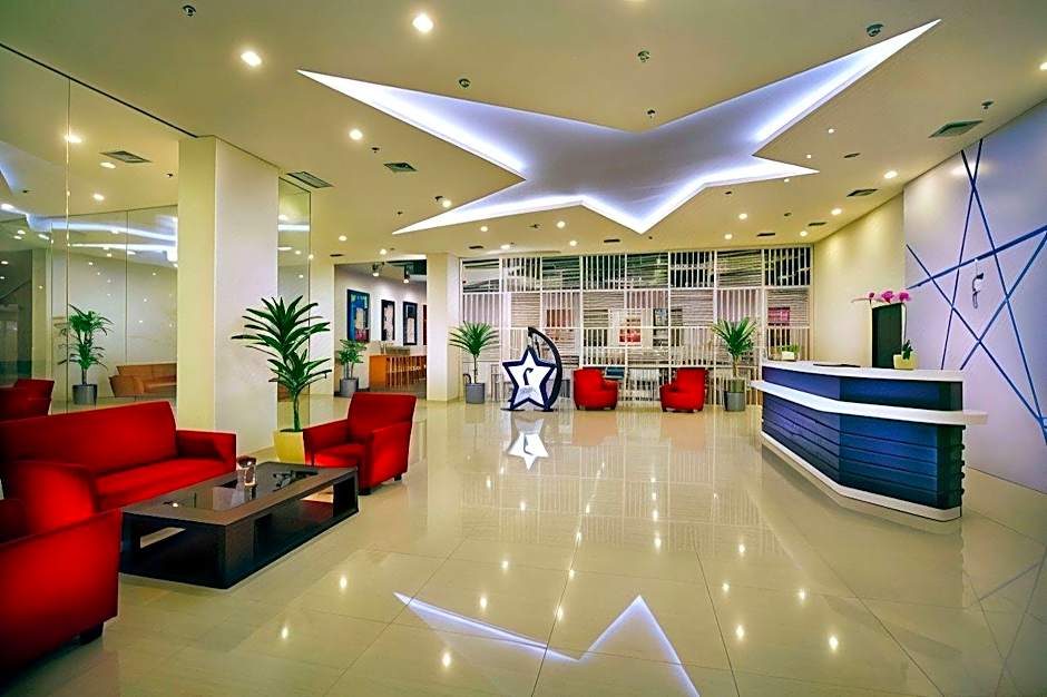 Fame Hotel Gading Serpong