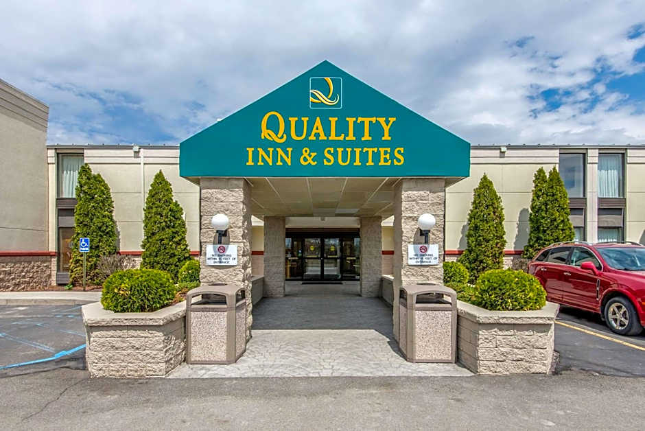 Quality Inn & Suites Mansfield