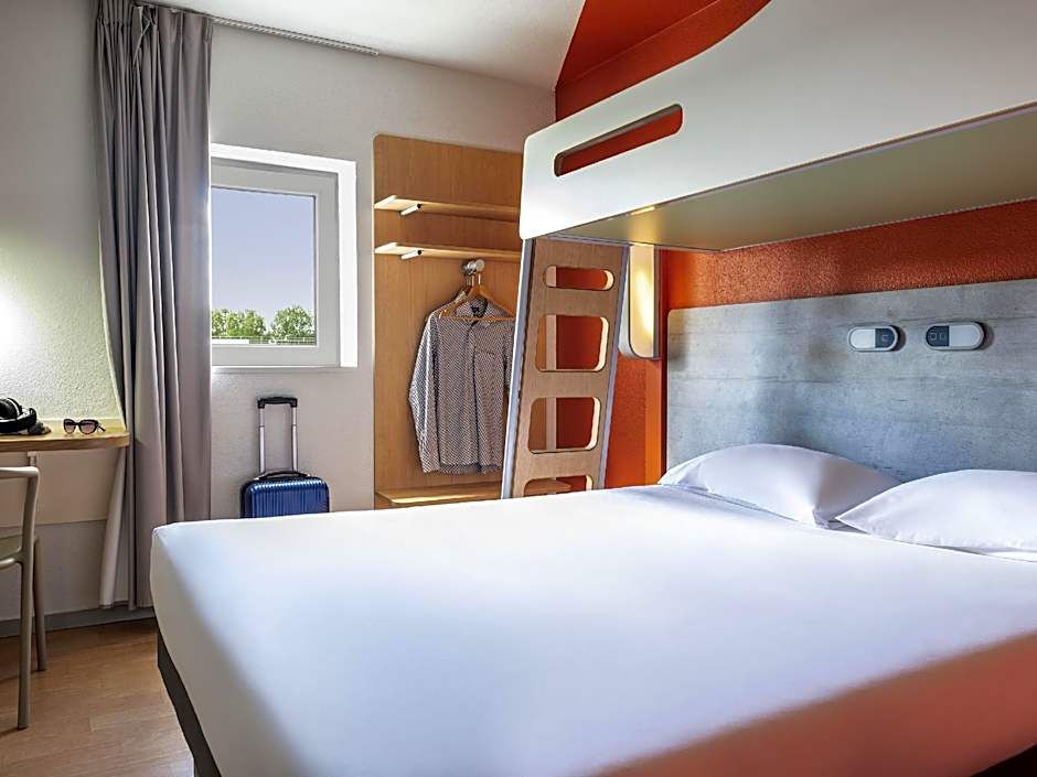 ibis budget Grigny Centre