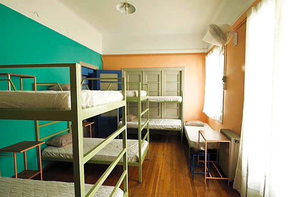 Pagration Youth Hostel