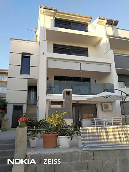 Apartment Rippl II