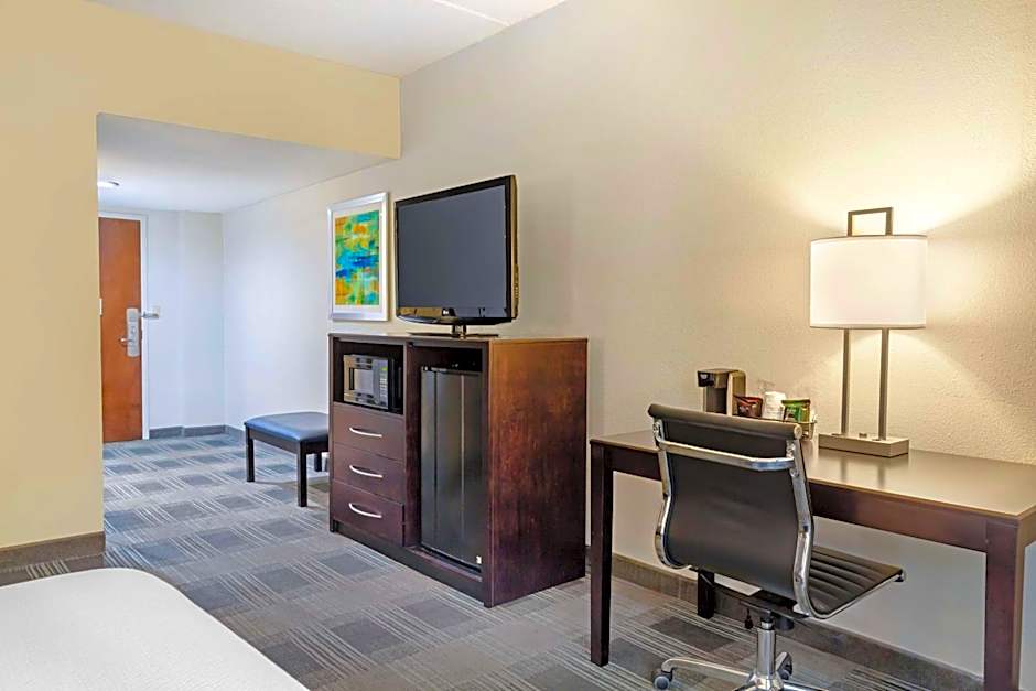 Best Western Hartford Hotel & Suites