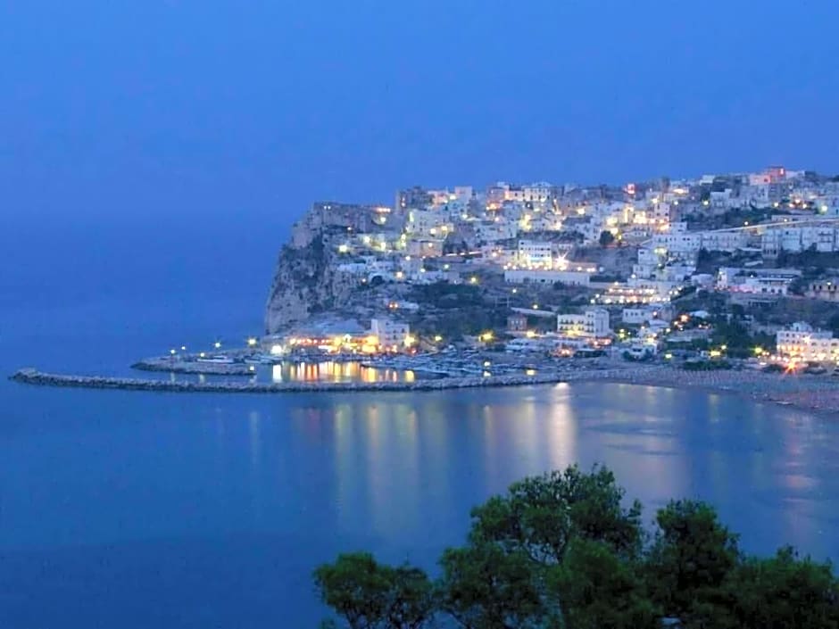 Albergo Villa A Mare