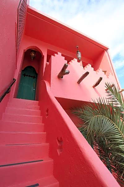 A Fei Surf Inn III