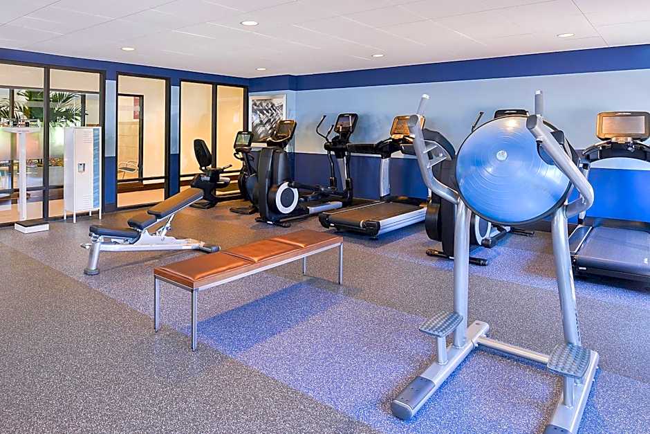 Radisson Hotel Detroit Metro Airport