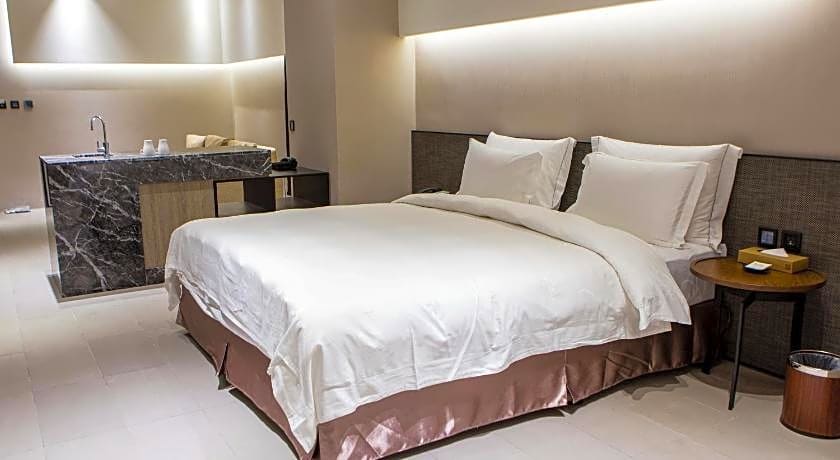 All-Ur Chain Boutique Motel