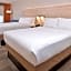 Holiday Inn Express Hotel & Suites Cincinnati - Mason