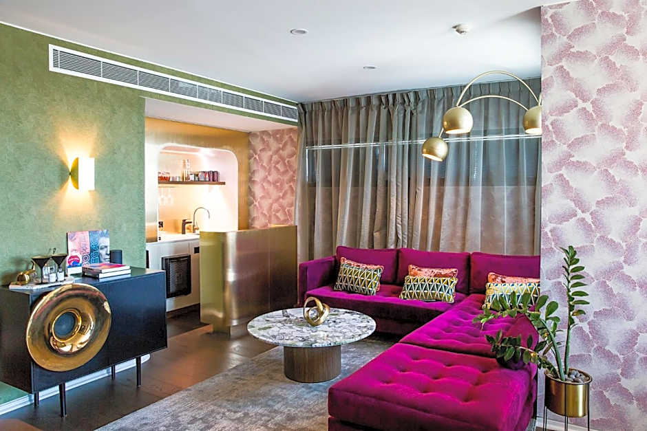 Ovolo Brisbane Fortitude Valley, a Wyndham Hotel