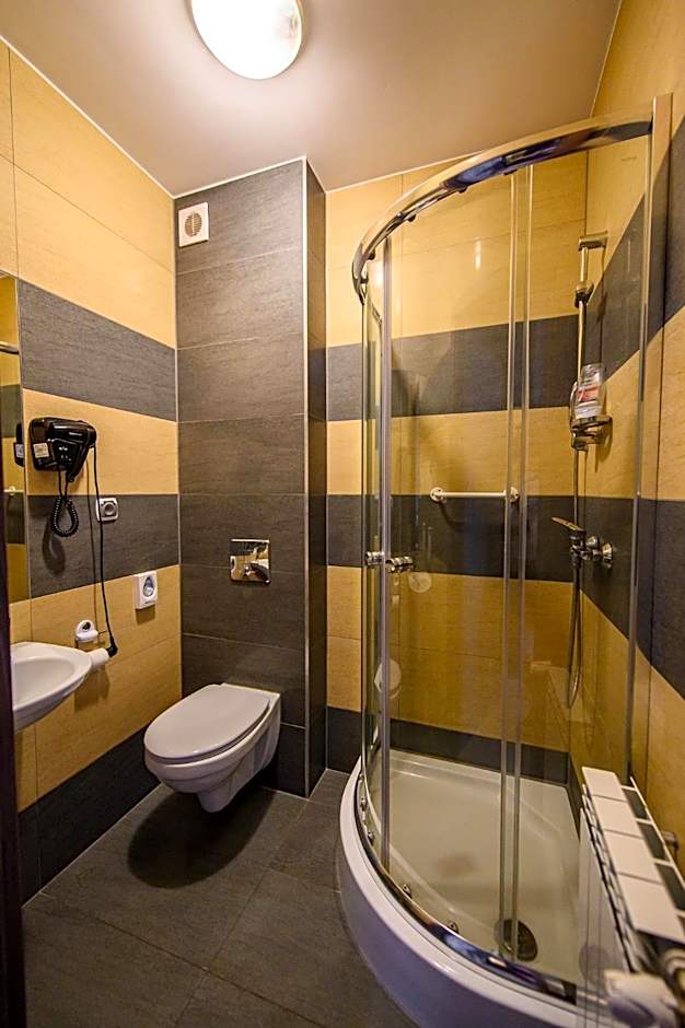 Hotel Restauracja Sara