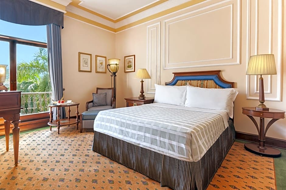 The Oberoi Grand Kolkata