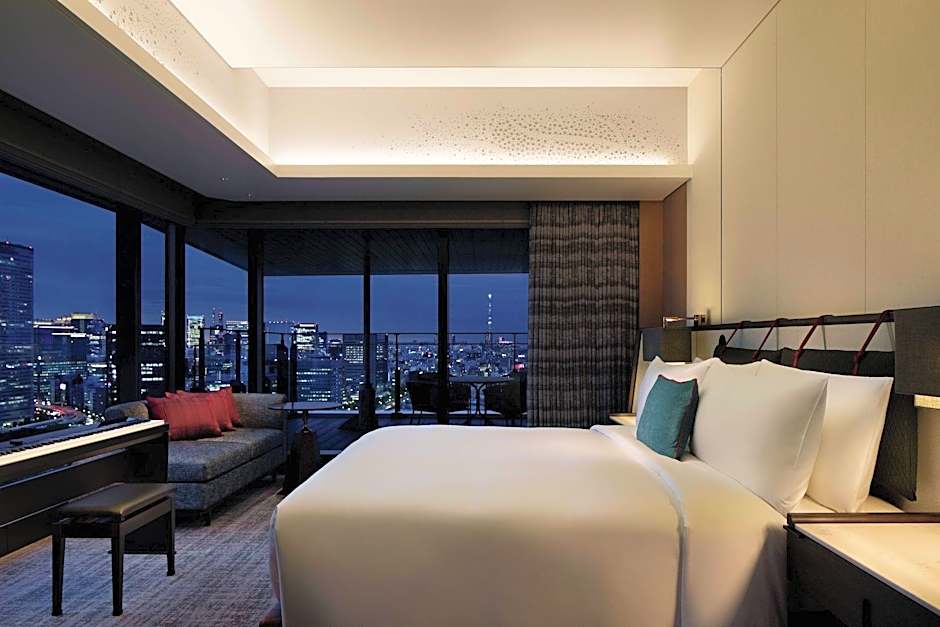 Mesm Tokyo Autograph Collection