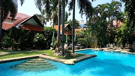 LePrive Resort