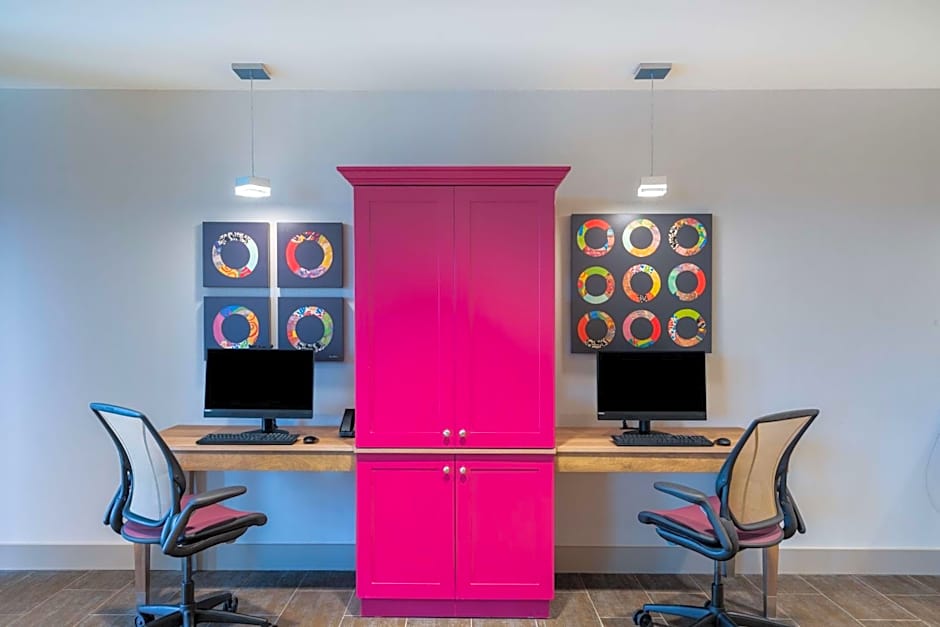 Home2 Suites by Hilton Brunswick, GA