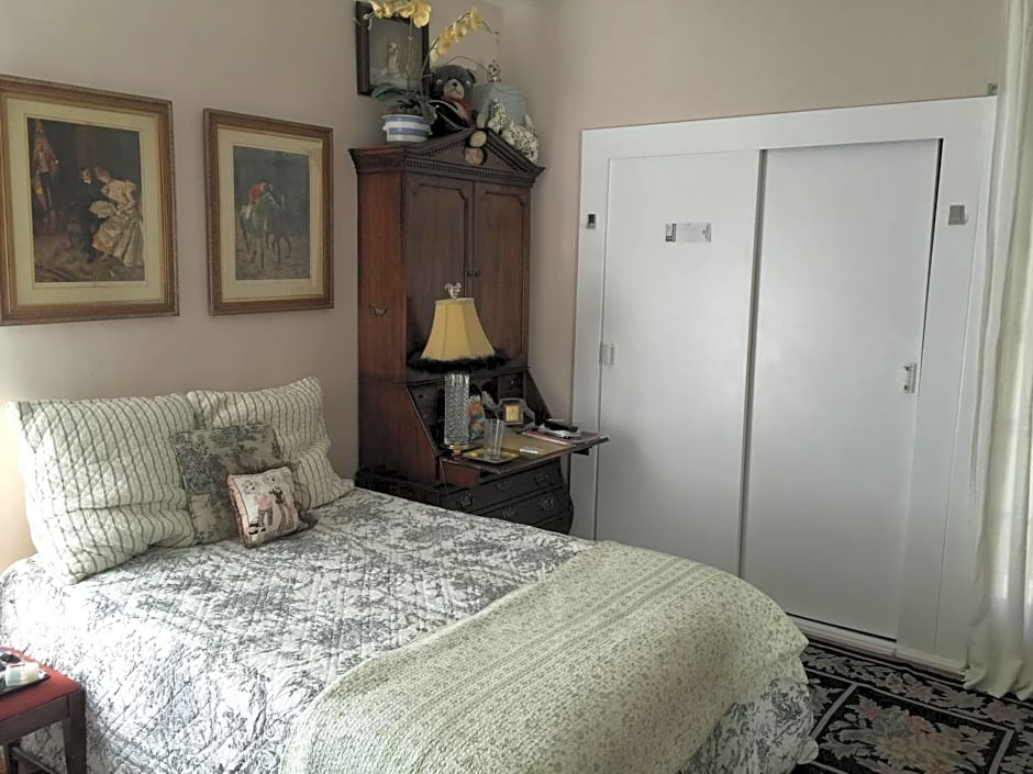 Dresden B & B