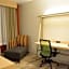 Holiday Inn Express & Suites Lexington Park California By IHG