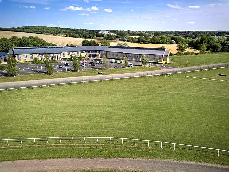 Holiday Inn Huntingdon Racecourse By IHG